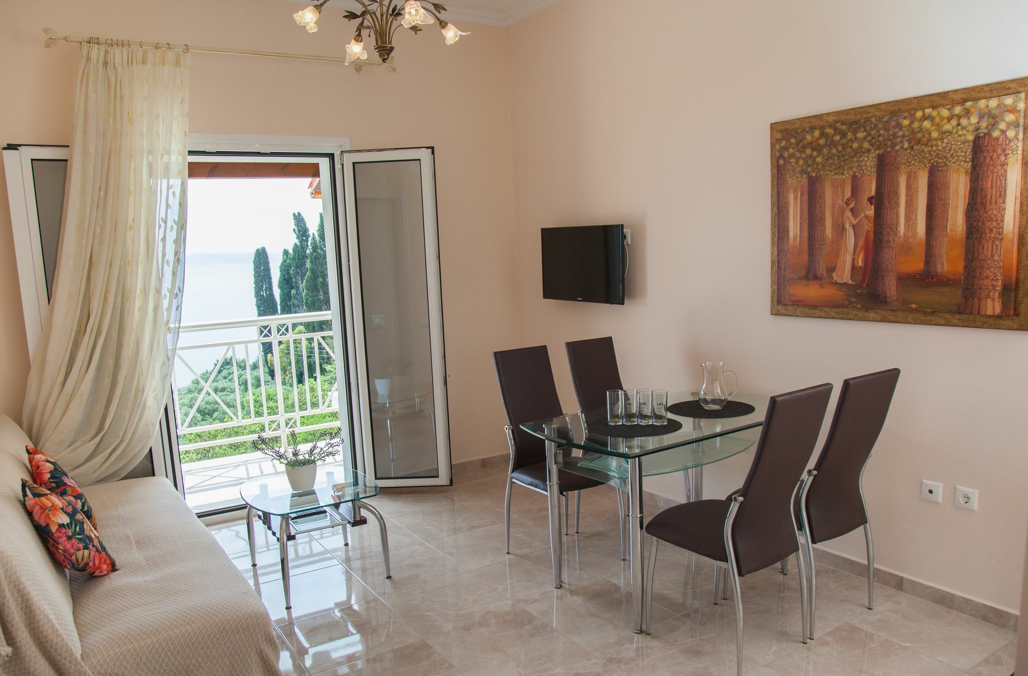 Brentanos - A - View Of Paradise Aparthotel