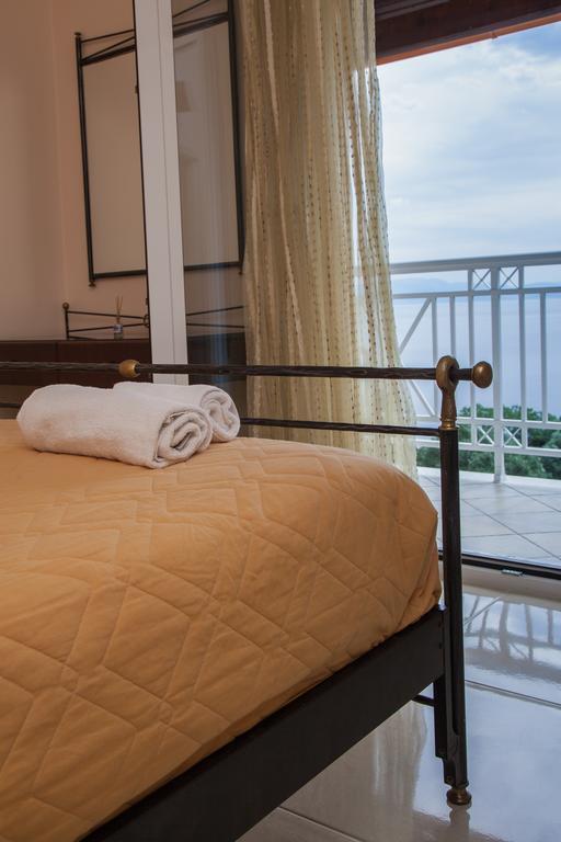 Brentanos - A - View Of Paradise Aparthotel 4*