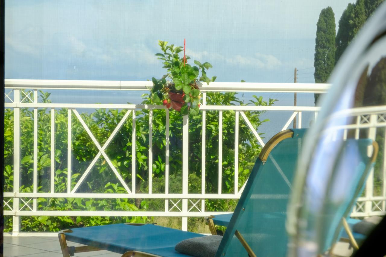 Brentanos - A - View Of Paradise Aparthotel 4*