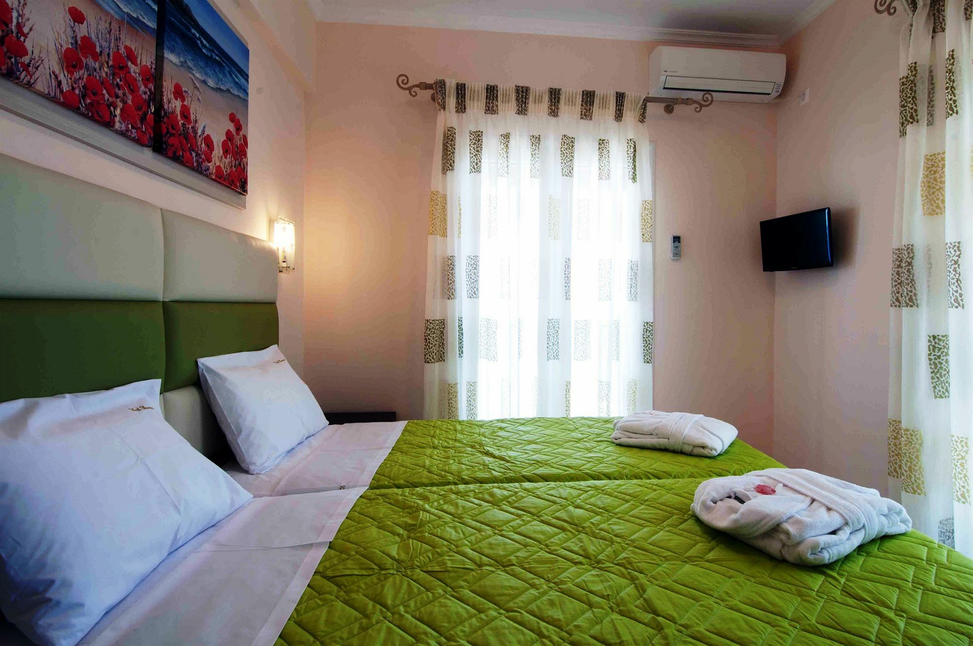 Brentanos - A - View Of Paradise Gastouri (Corfu)