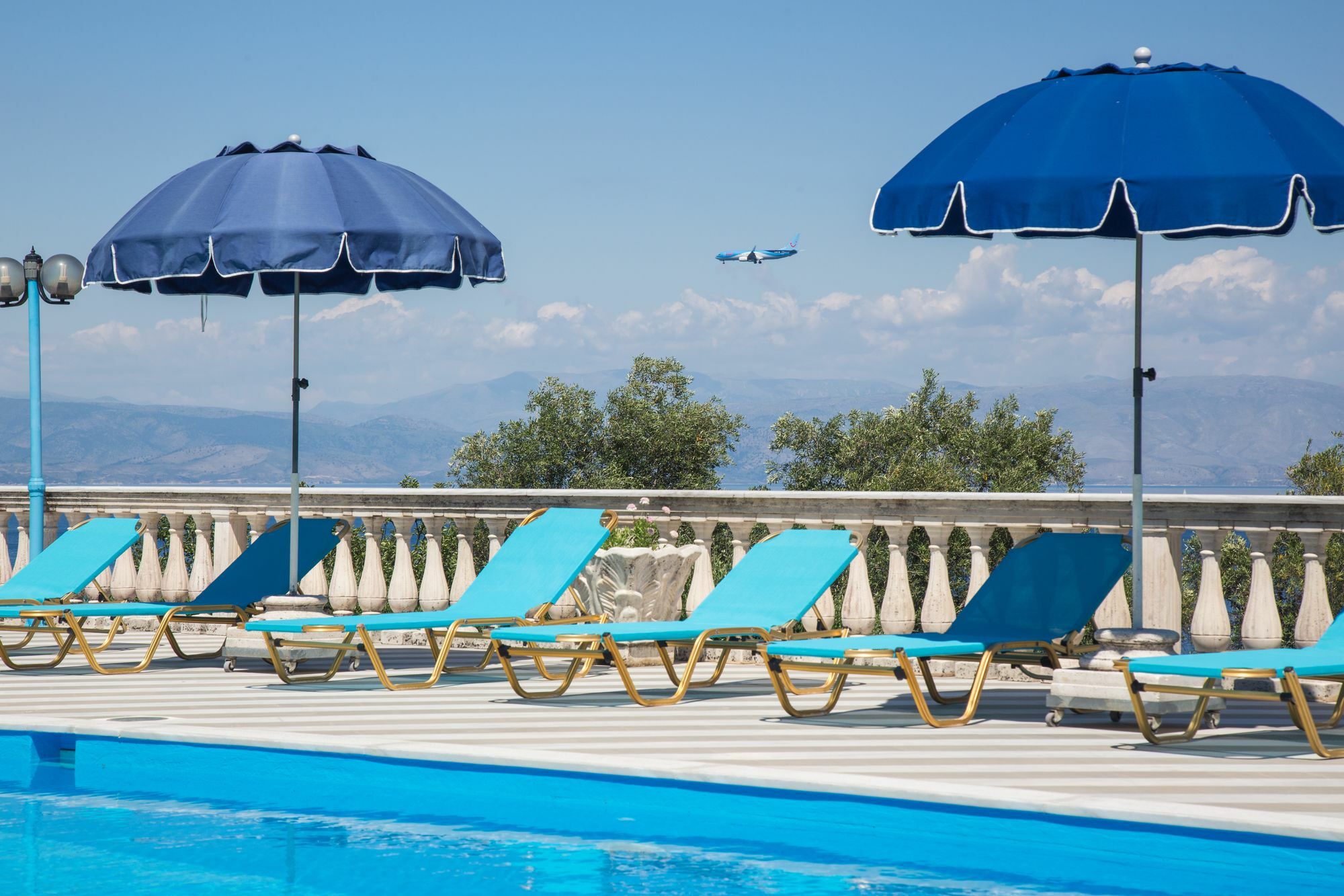 Brentanos - A - View Of Paradise Aparthotel Gastouri (Corfu)